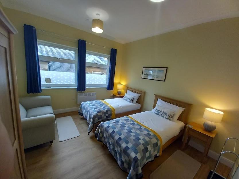 קלנדר Stunning Village Centre Holiday Home מראה חיצוני תמונה